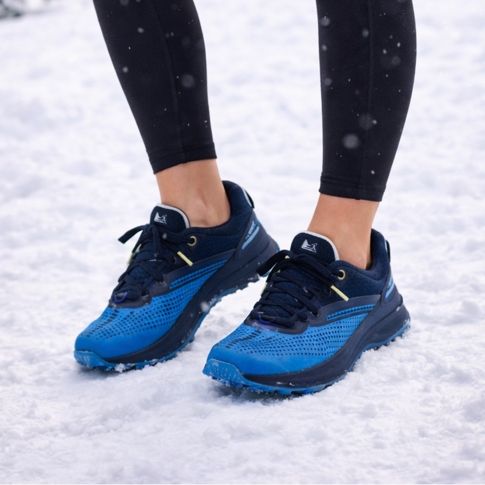 Columbia Montrail Women's 7 Trail Running Shoes Blue Hiking Athletic Sneakers
